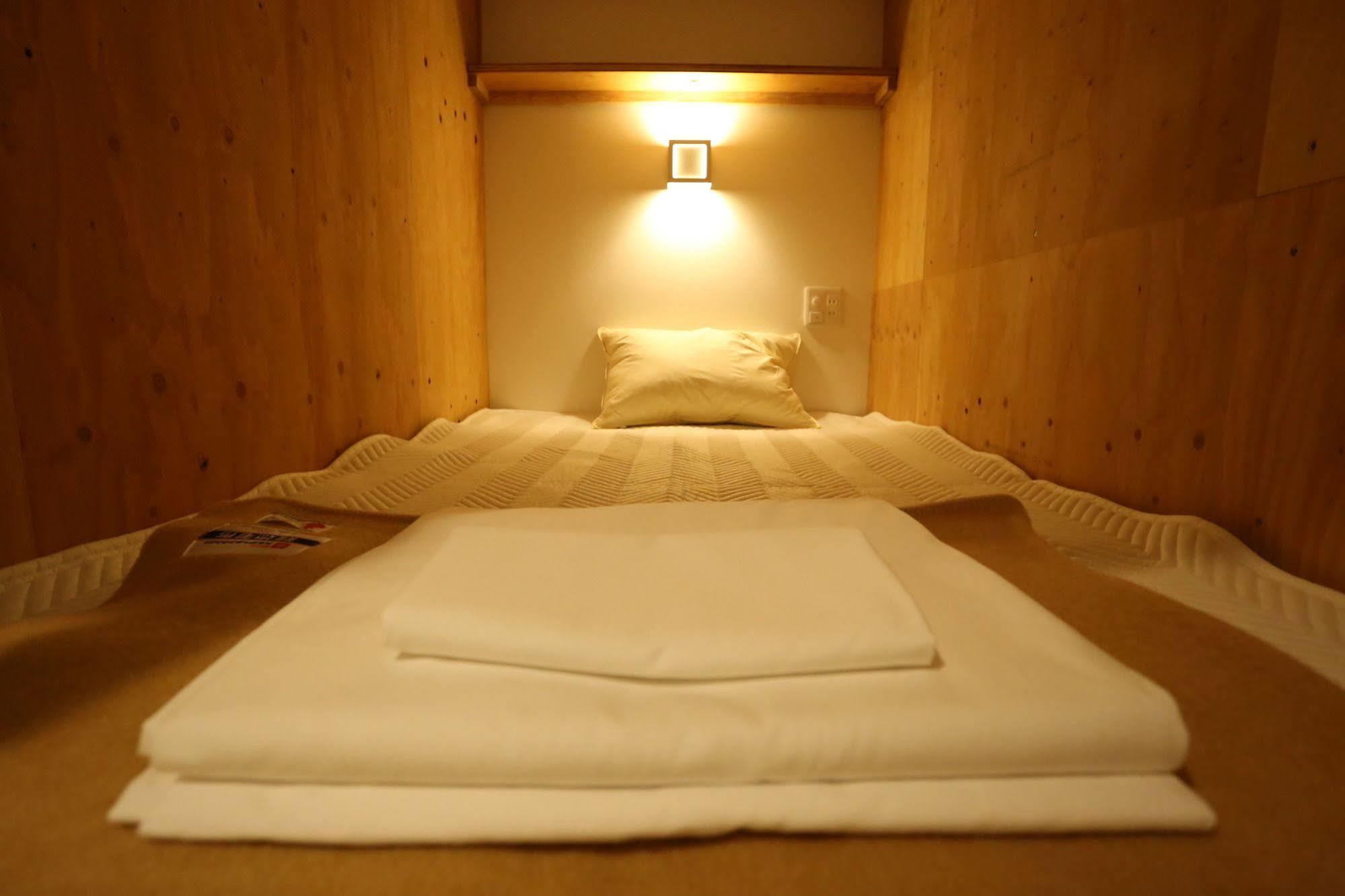 Fuku Hostel Nagomi Namba โอซาก้า ภายนอก รูปภาพ