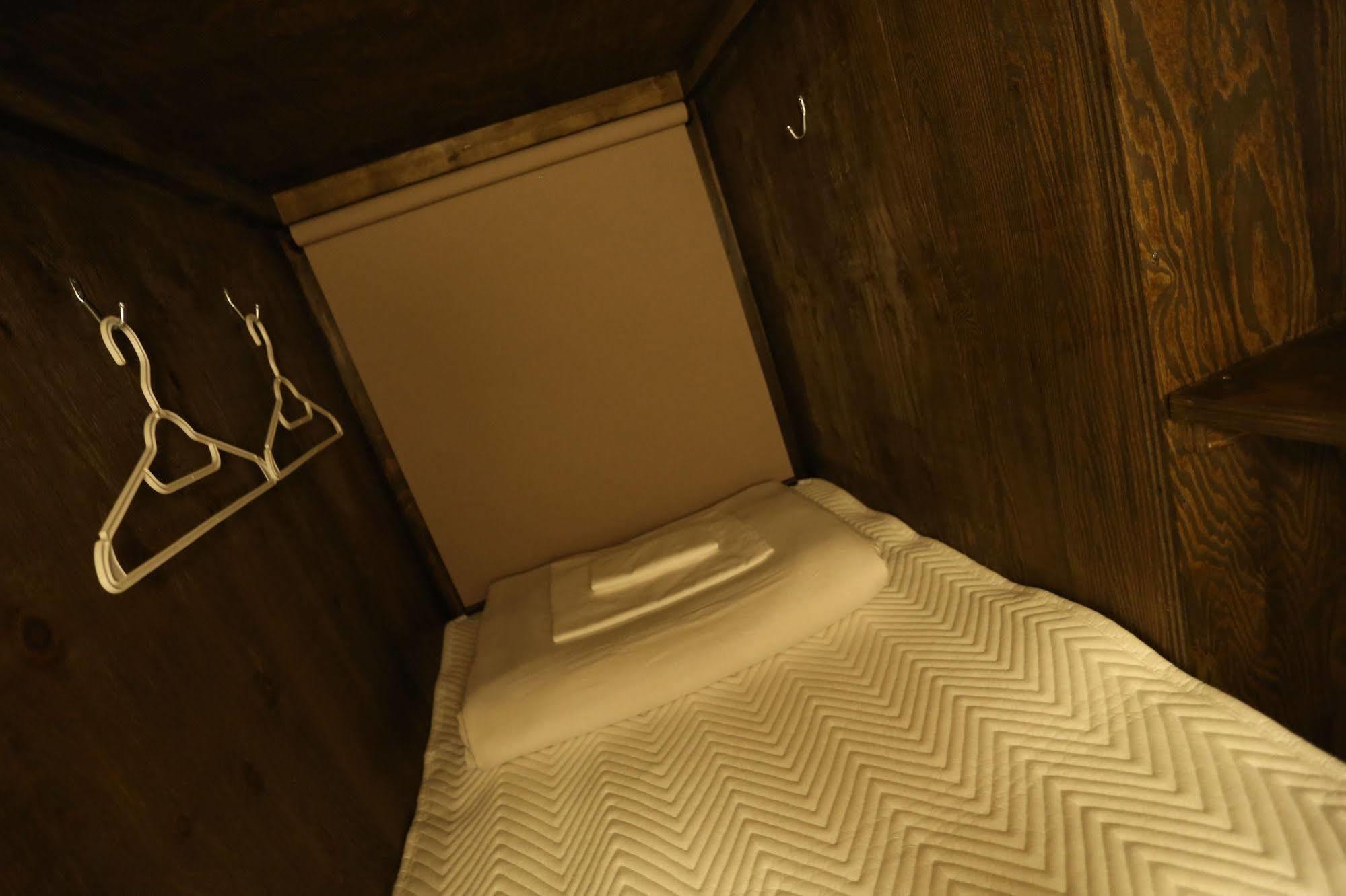 Fuku Hostel Nagomi Namba โอซาก้า ภายนอก รูปภาพ